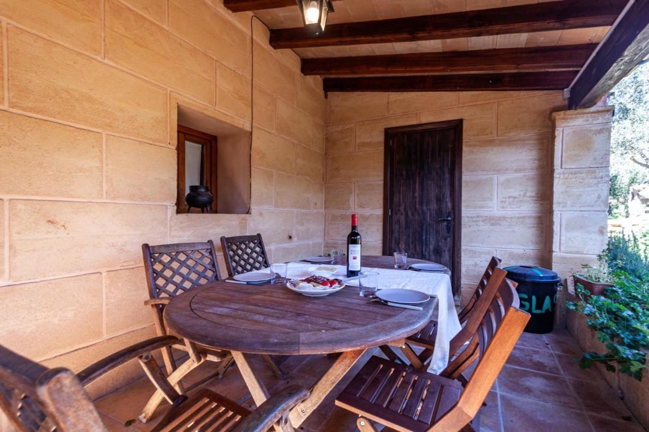 Hall Of The Mountain Bunyola